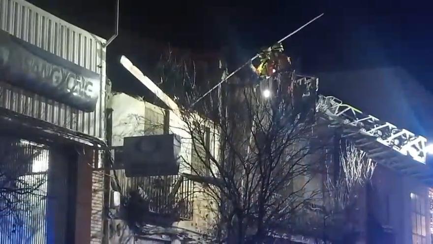 Desprendimiento de una cornisa de vivienda en Gandia