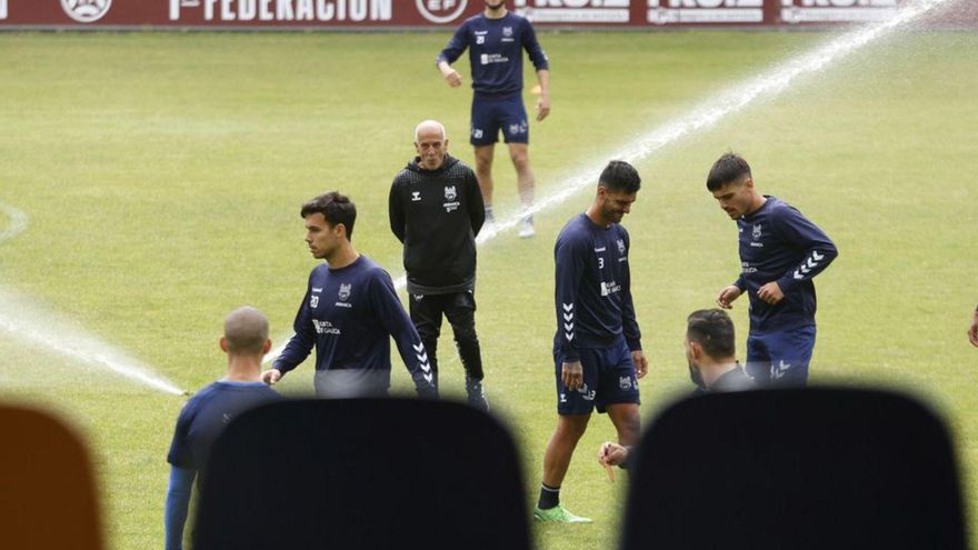 Entrenamiento a puerta cerrada en Pasarón. | // GUSTAVO SANTOS