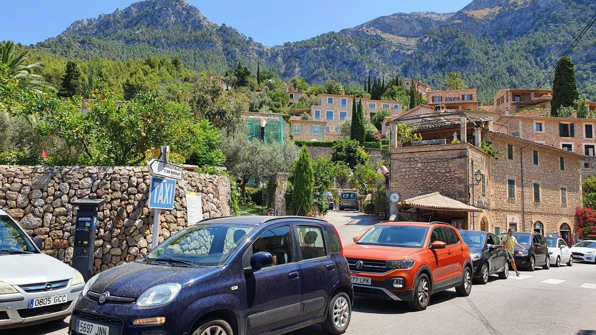 Deià pide regular el acceso a la carretera de la Serra de Tramuntana