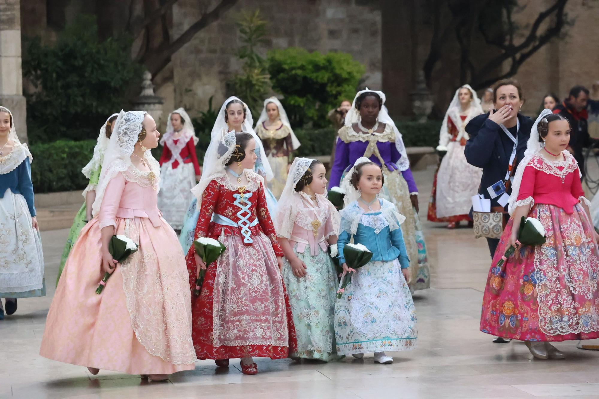 Búscate en el segundo día de la Ofrenda en la calle San Vicente entre las 18 y las 19 horas