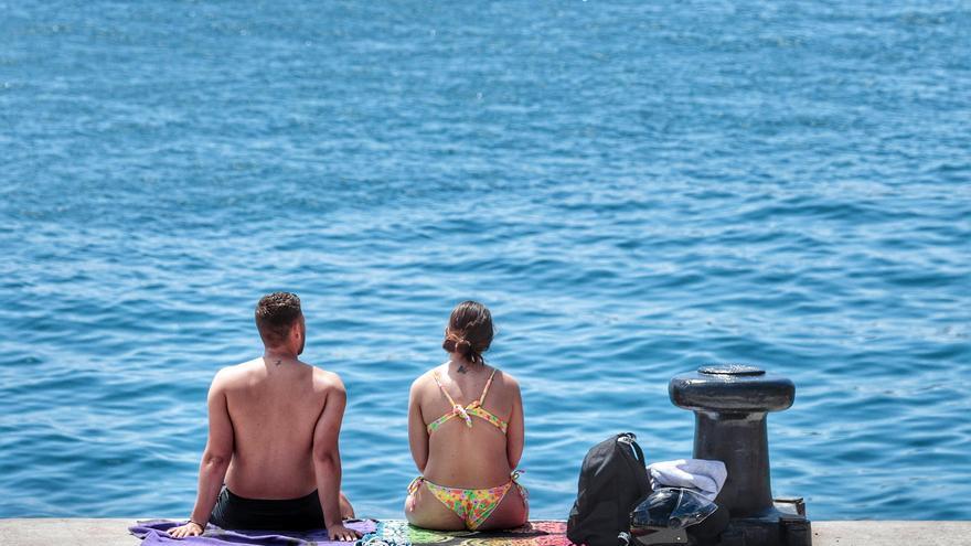 La brisa marina permite a Canarias ‘esquivar’ la ola de calor que arrasa la Península