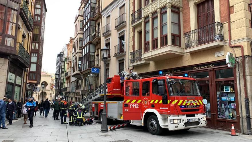 Un momento de la intervención de los Bomberos de Zamora.