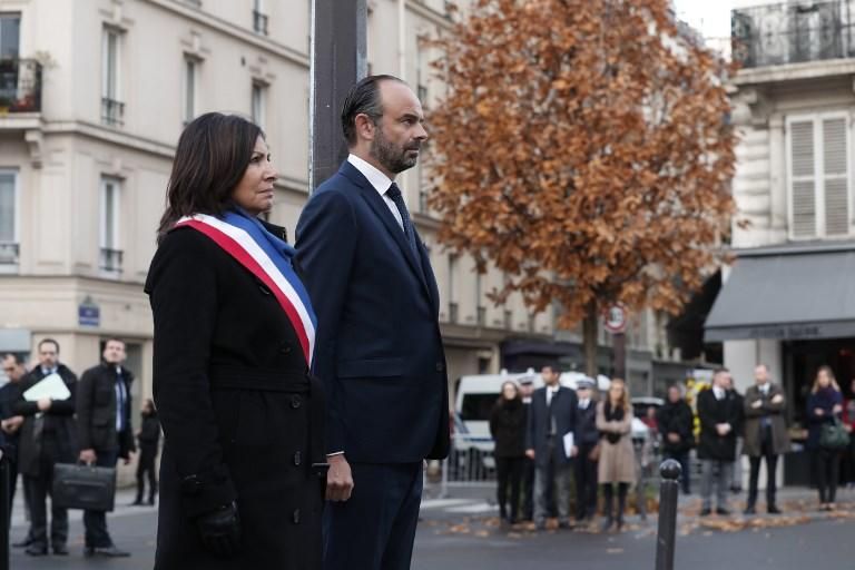 Francia homenajea a las víctimas del 13-N