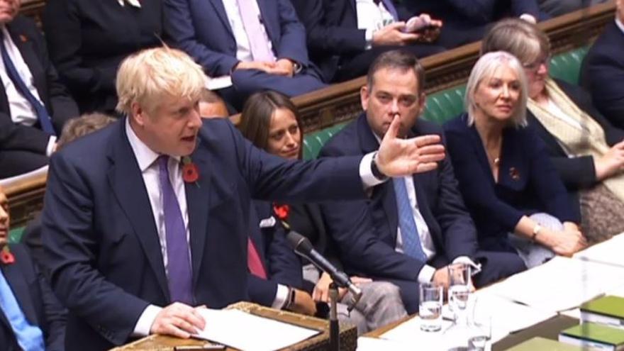 El Parlamento británico rechaza el adelanto electoral que pedía Johnson