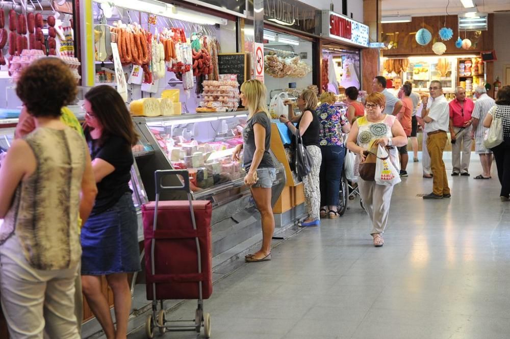 El mercado de abastos de San Andrés se sube al carro de las ventas por internet