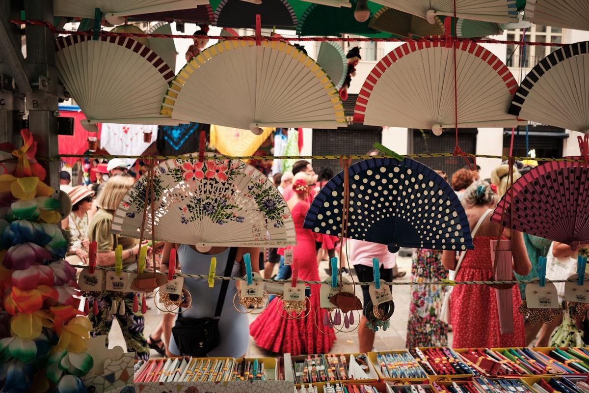 El segundo día de la Feria del Centro de Málaga, en imágenes