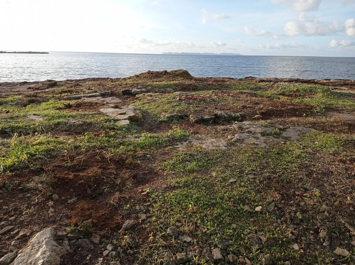 Ports IB impulsa la recuperación del yacimiento arqueológico en el Illot dels Frares de la Colònia de Sant Jordi