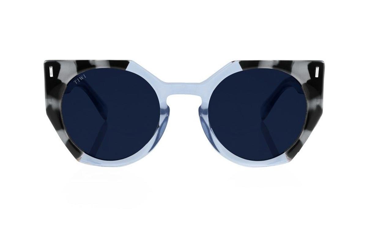 Gafas de sol modelo Venus en azul de Tiwi. (Precio: 65 euros)