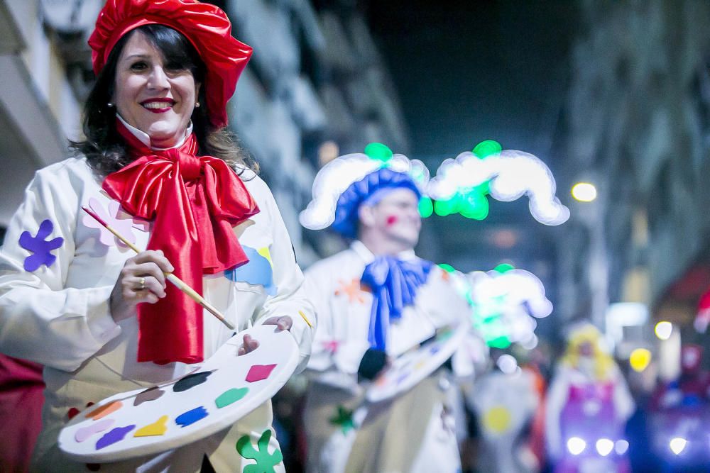 Búscate en las fotos del Carnaval en Benidorm