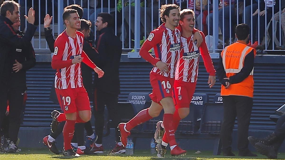 Vrsaljko celebra el gol de Griezmann en el partido del domingo ante el Málaga