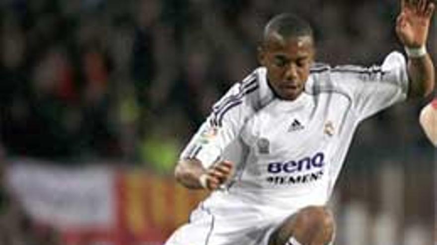 Robinho amenaza con salir del Real Madrid y buscar otro club