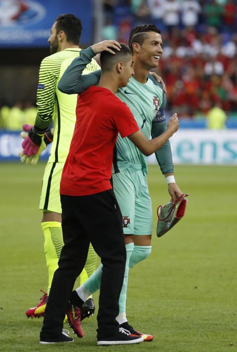 Un fan de Cristiano se cuela en la previa del Port