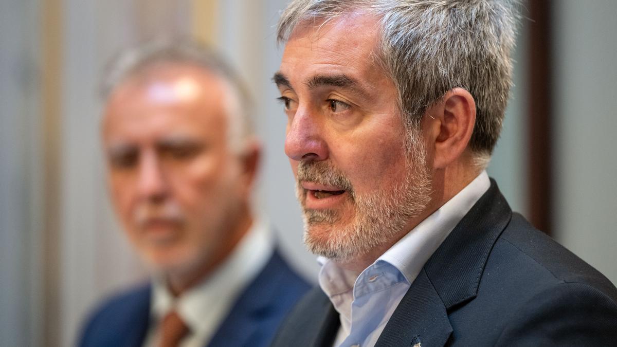 El presidente de Canarias, Fernando Clavijo y el ministro de Política Territorial y Memoria Democrática, Ángel Víctor Torres.