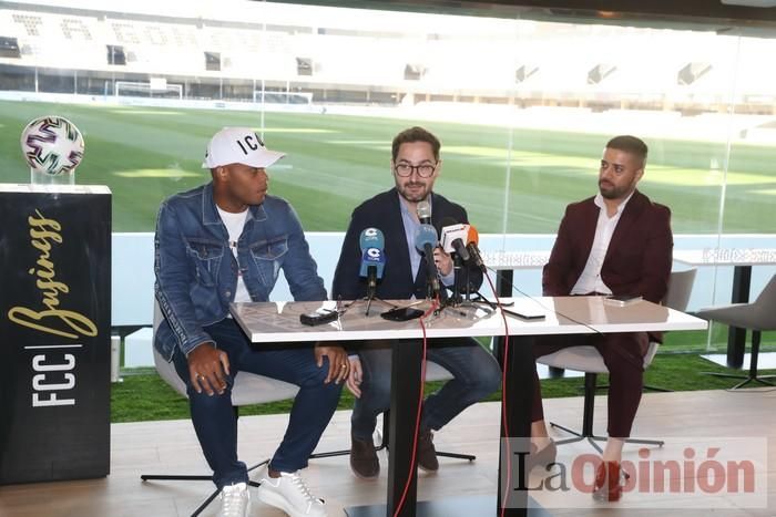 Presentación de Vinicius Tanque en el FC Cartagena