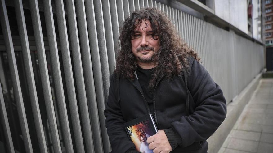 Víctor García, cantante de &quot;WarCry&quot;: &quot;Con el último disco los ‘haters’ nos estaban esperando, luego solo hubo buenas palabras&quot;