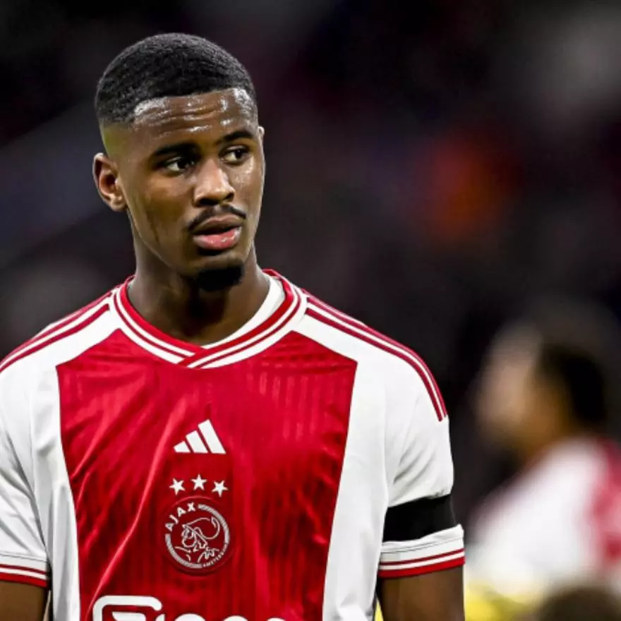 Jorrel Hato (Países Bajos)