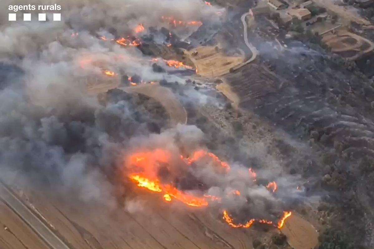 Dos morts en un incendi agrícola a la Segarra