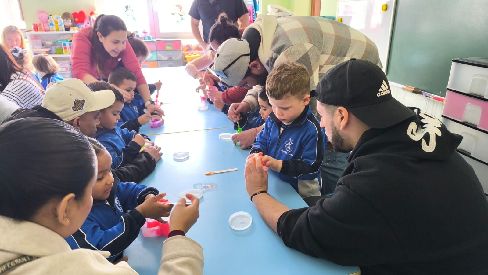 Fiesta colegial en el Patronato por San José (en imágenes)