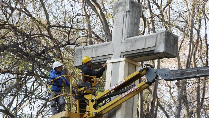 Abogados Cristianos quiere pagar «ya» otra cruz en el parque Ribalta de Castelló