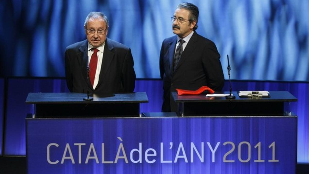 Josep Lluís Bonet (presidente de Fira de Barcelona) y Kim Faura (director general de Telefónica Catalunya) se dirigen al público tras recoger el premio.