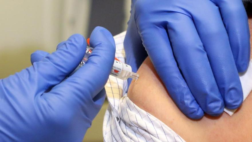 La Xunta adelanta la campaña contra la gripe con una vacuna más potente
