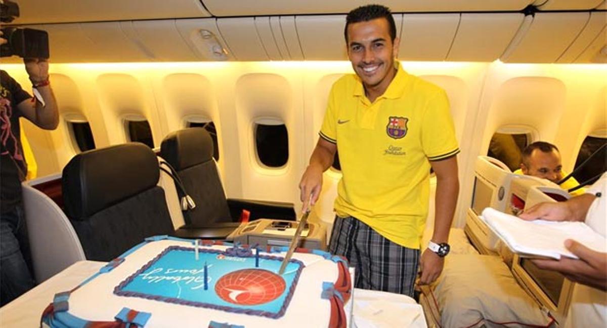 Pedro celebró su cumpleaños en el avión