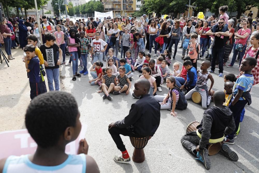 Protesta comunitat educativa a Salt