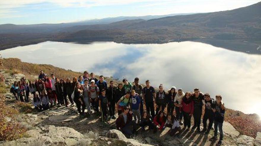 Alumnos del Centro Ambiental en el Lago en una anterior actividad