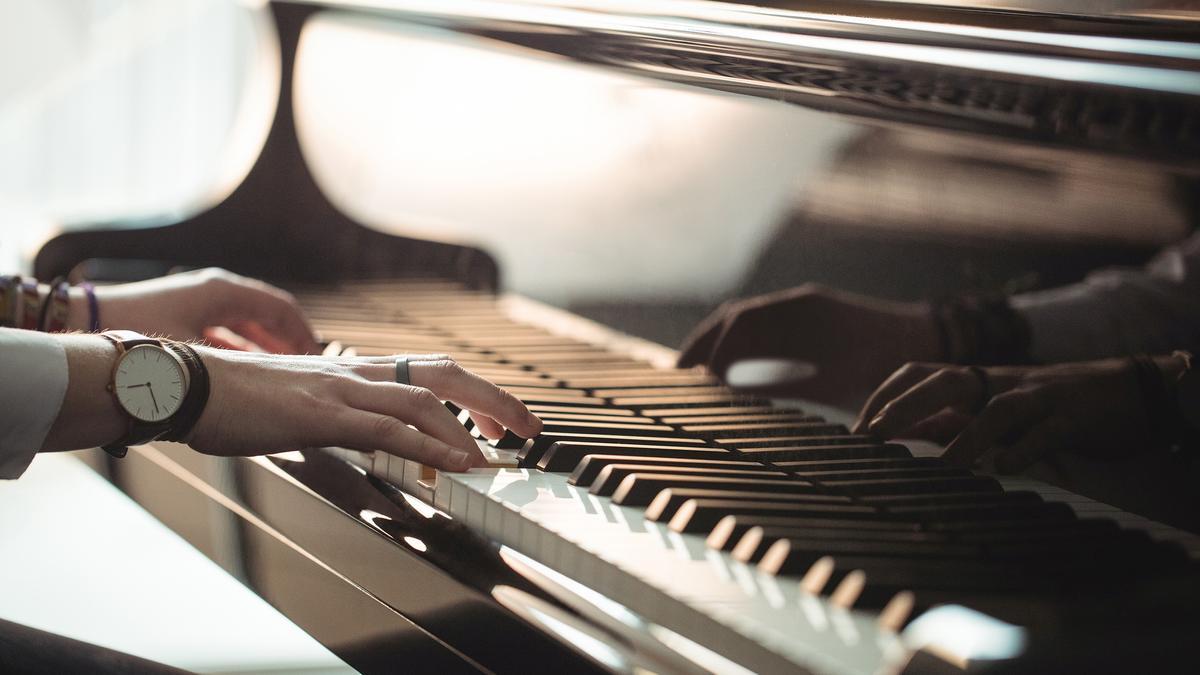 Este profesor de piano abusó de su alumno desde mayo de 2018 hasta agosto de 2020.