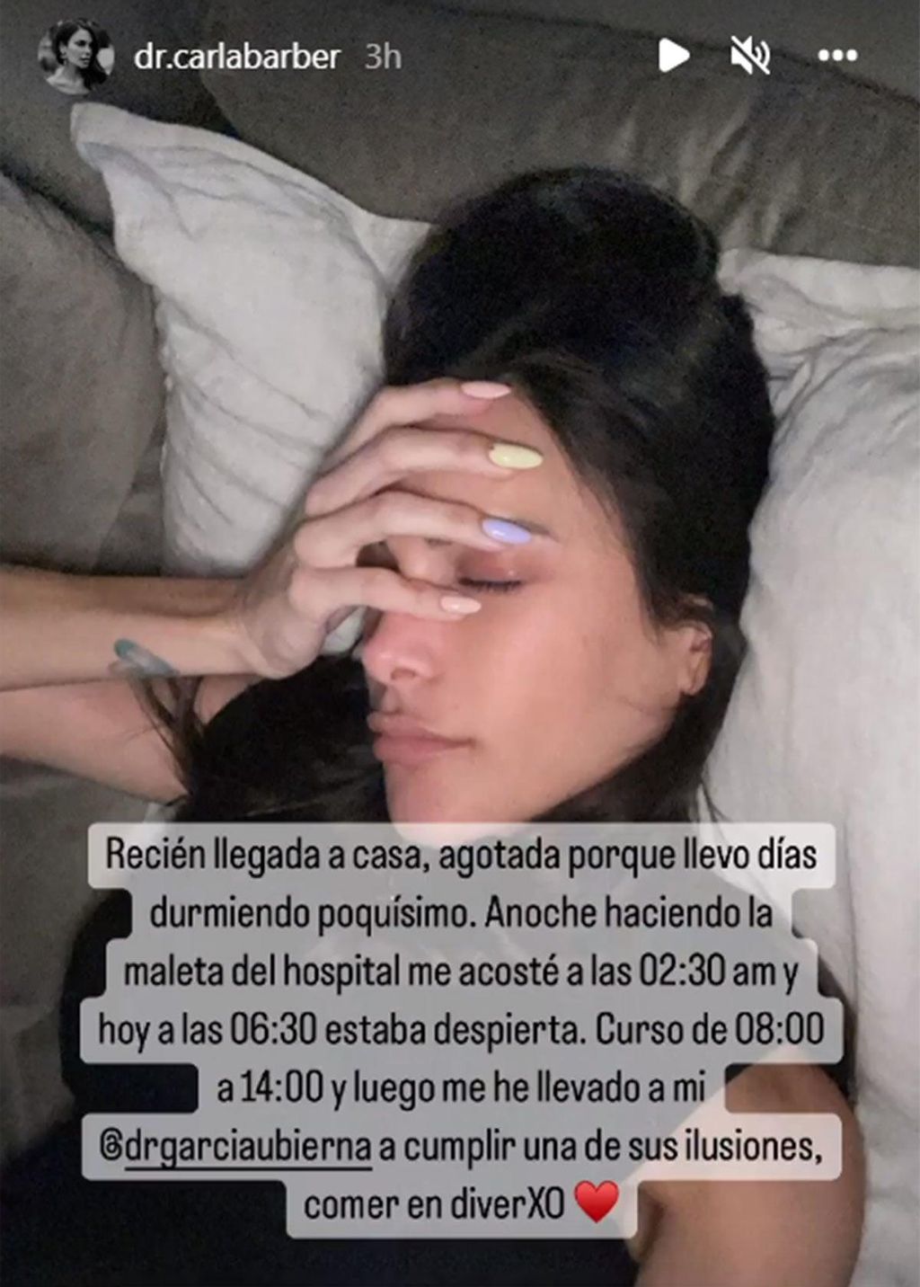 Carla Barber agotada en una imagen de su Instagram
