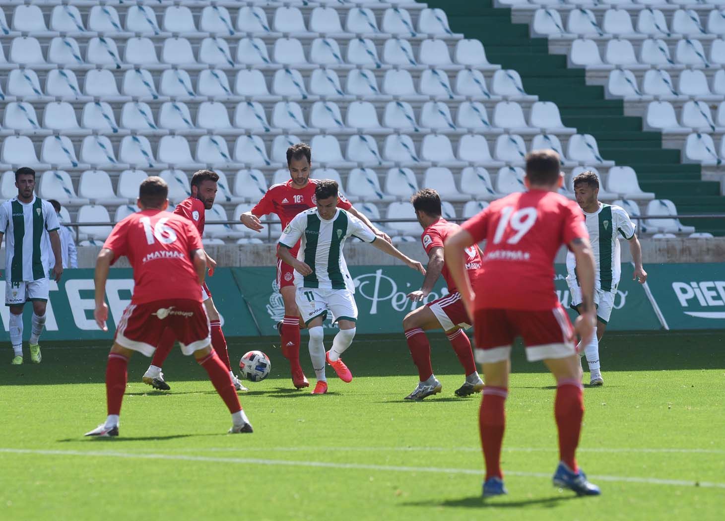 El Córdoba CF B golea al Utrera en El Arcángel