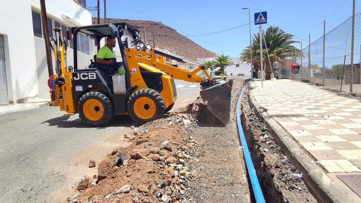 Actuación para cambiar la red de abasto en uno de los barrios de Agüimes.
