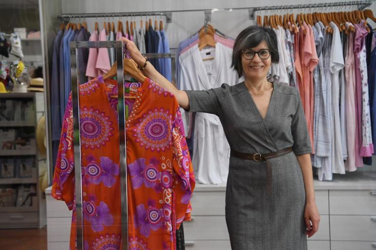 Hilos, cremalleras y clientas leales