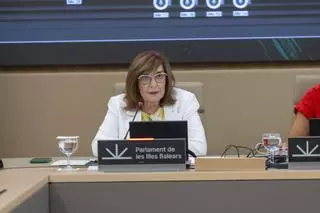 El PSOE exige al Govern el cese de la gerente de Son Espases
