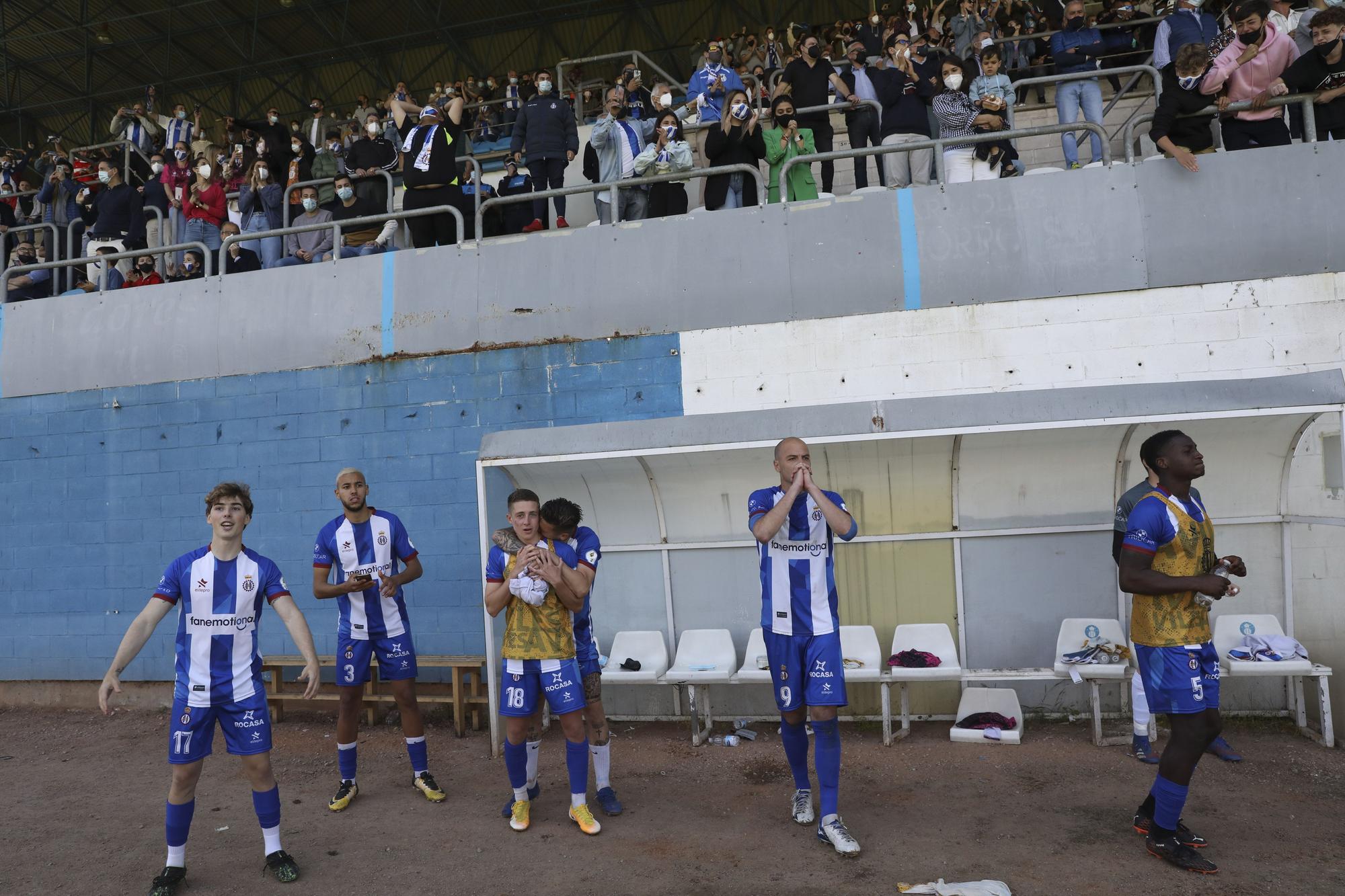 La celebración del Real Avilés, en imágenes