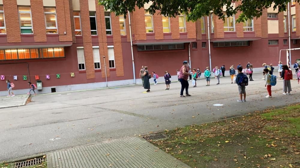 Gijón: vuelta a clase de mascarilla y sin lloros