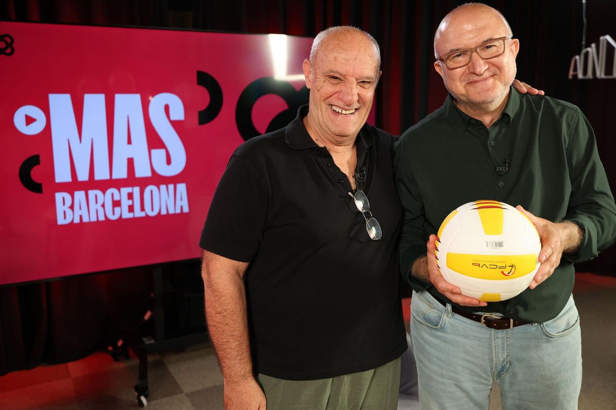 Pere Escobar con Sergi Mas en la gravación del pódcast Mas Barcelona