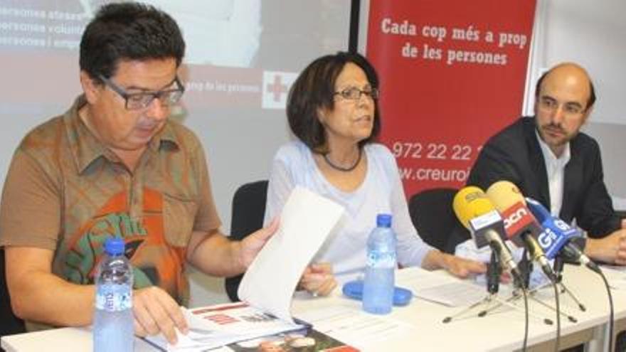 El coordinador a Girona, Jordi Martori, la presidenta provincial, Roser Llevat, i el secretari, Josep Domènech.