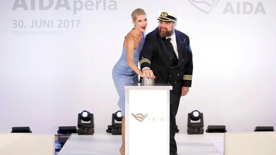 Schiffstaufe auf Mallorca mit Model Lena Gercke