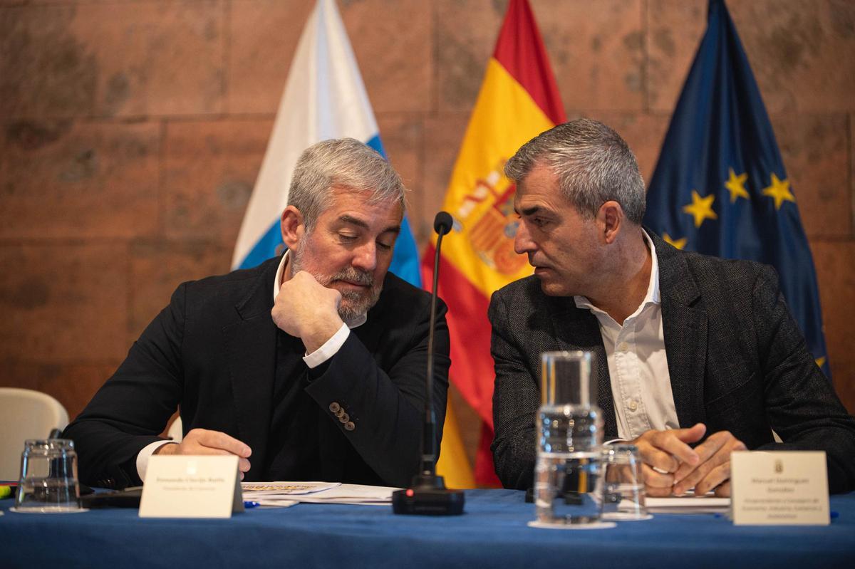 Reunión de Fernando Clavijo con la Fecai y Fecam para el Decreto Canarias
