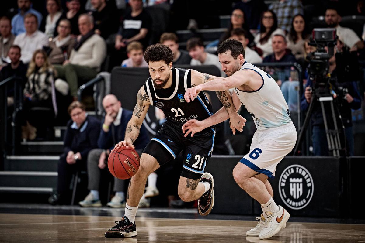 Imatges de l'Hamburg Towers-Baxi Manresa