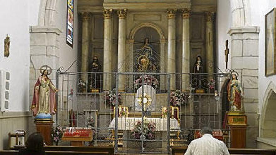 El altar &#039;de guardia&#039; en A Coruña
