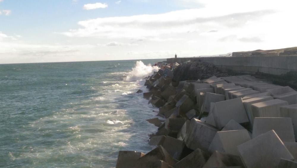 Temporal de viento y oleaje en Asturias