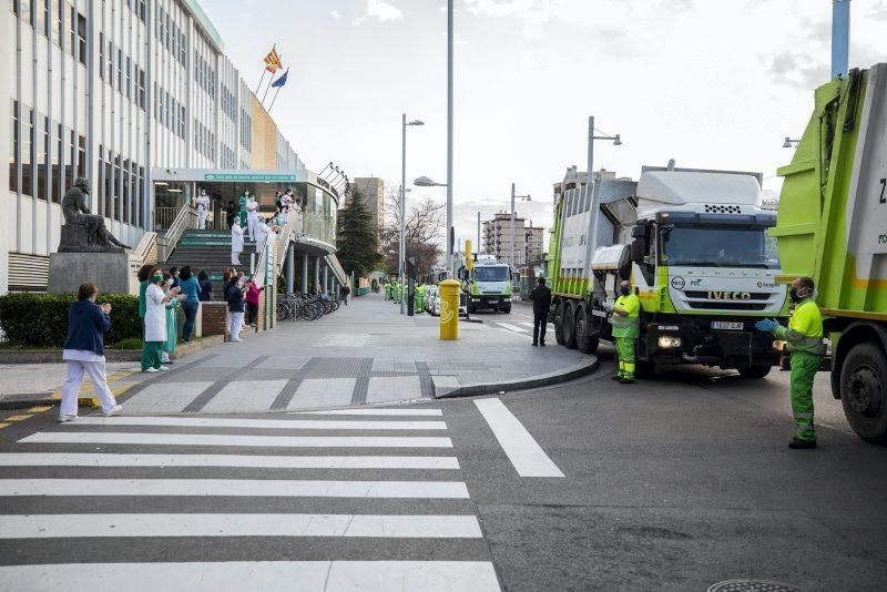 Trabajadores de FCC homenajean a los sanitarios del Servet