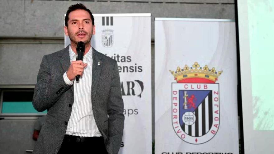 El Badajoz pone el foco en pasar página y hablar de fútbol