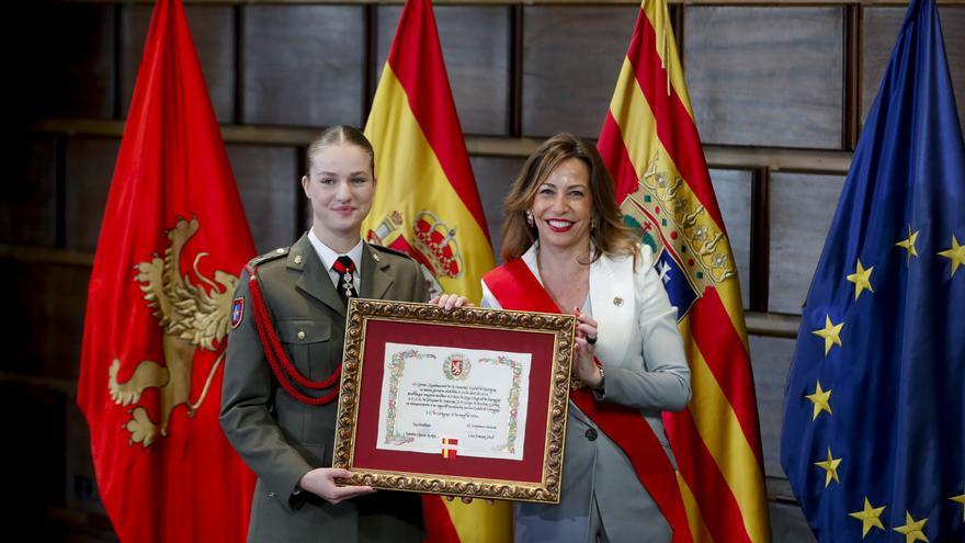 La princesa Leonor recibe las máximas condecoraciones de Aragón: &quot;Estoy muy agradecida&quot;