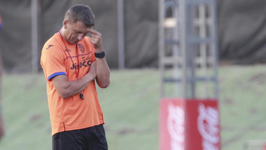 Djukic, durante el entrenamiento de ayer