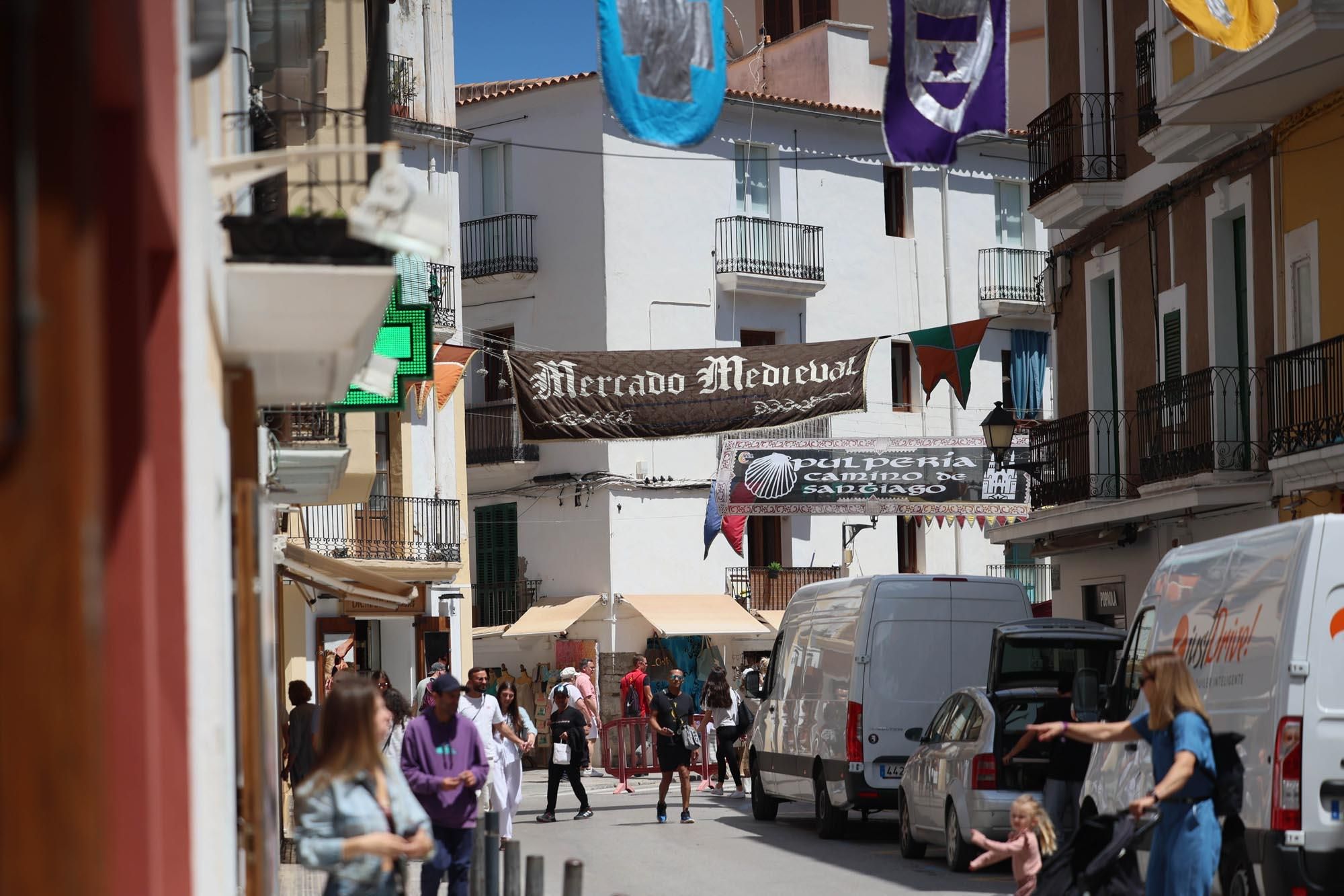 Preparativos de la feria Eivissa Medieval