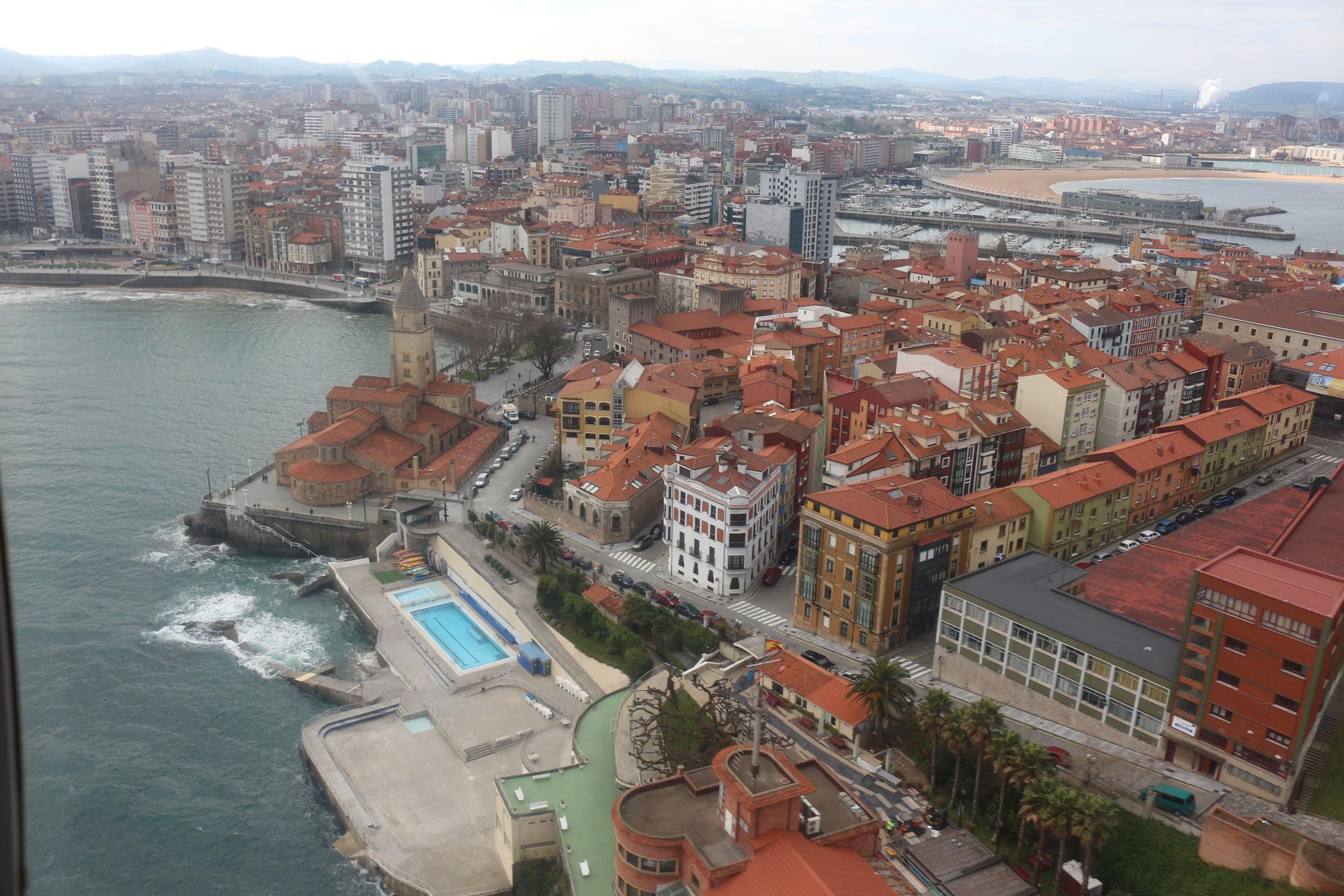 En imágenes: Así se ve Gijón desde el aire