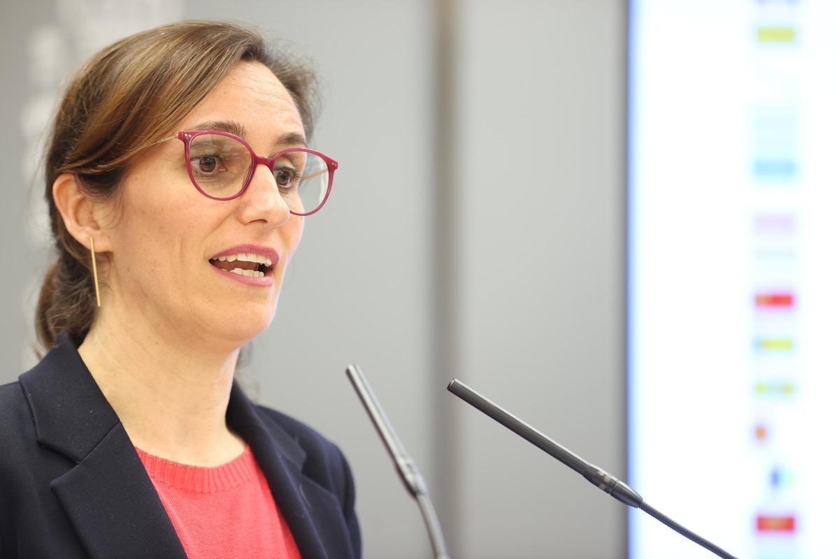 Mónica García pide a EE.UU. que no meta "sus narices" en la muerte de Noelia Castillo